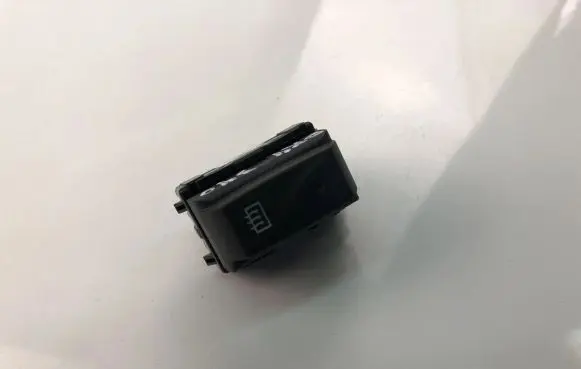 Other switches/knobs/shifts