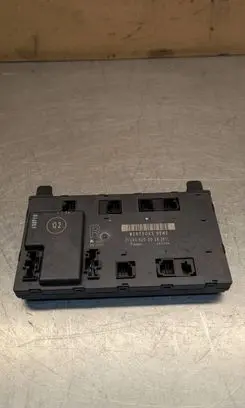 Mercedes-Benz CLK A209 C209 Door control unit/module 2098202026 2008202026