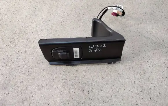 Mercedes-Benz E W212 Phone control unit/module A2048230011AOP1413 A2048230011