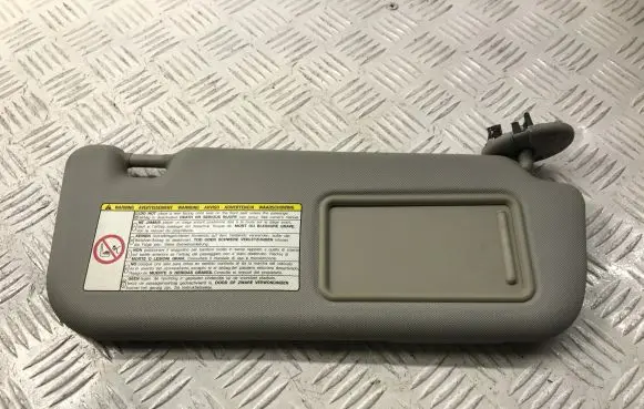 Toyota Avensis T270 Sun visor 7431005190B0