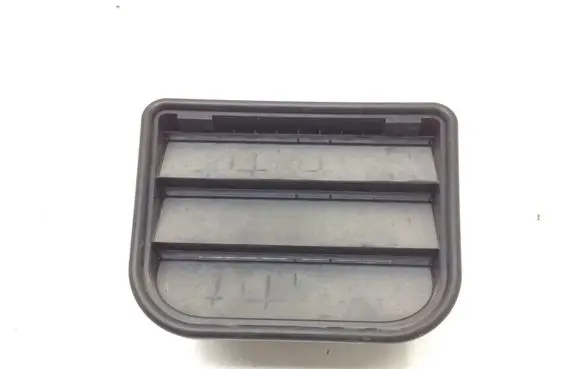 Volvo S60 Quarter panel pressure vent 31291230