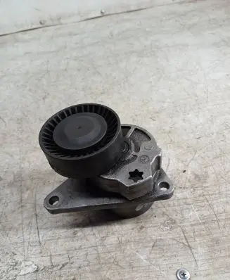 Volvo XC90 Alternator belt tensioner 120903