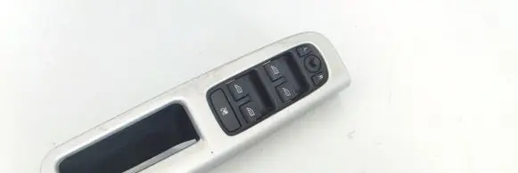 Volvo V50 Electric window control switch 30795081