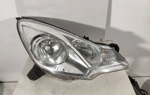 Citroen C3 Headlight/headlamp 9673814480