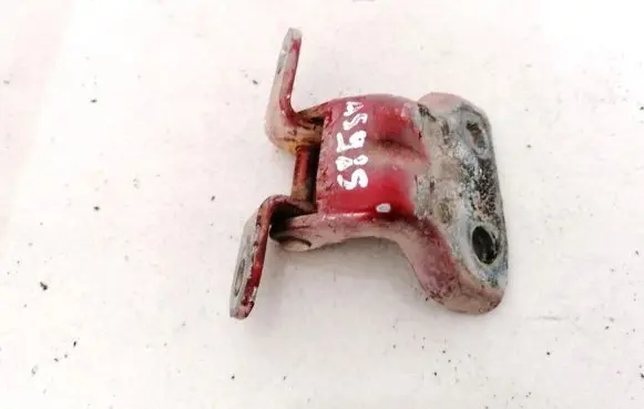 Ford Maverick Rear door lower hinge