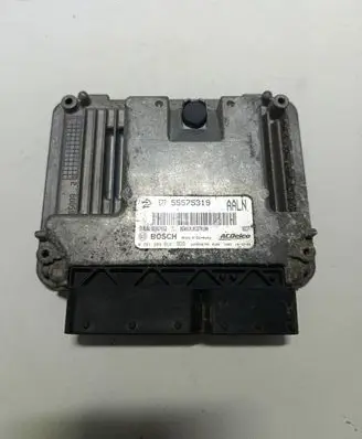 Opel Insignia A Engine control unit/module 55575319 55567952 0261209512