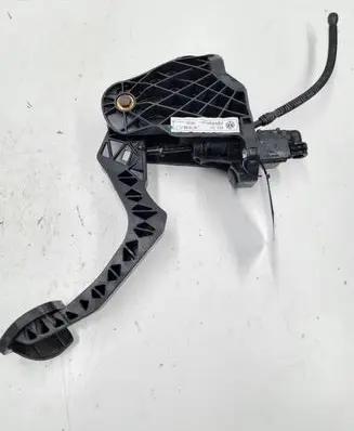 Clutch pedal