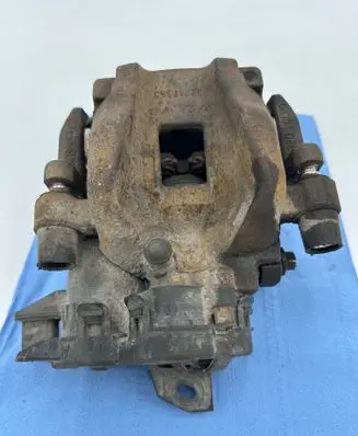 Volvo S90, V90 Rear brake caliper 31687554