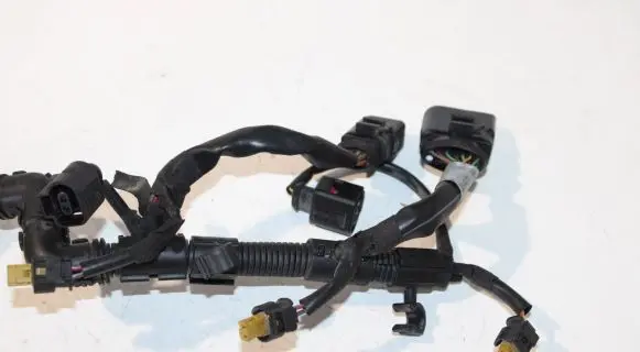 Audi A4 S4 B8 8K Fuel injector wires 06H971627B