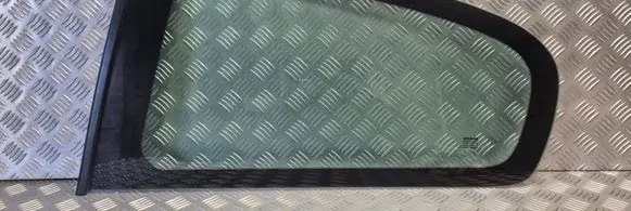 Nissan Almera N16 Rear side window