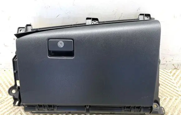 Toyota Camry VIII XV70 Glove box set 55303-33310