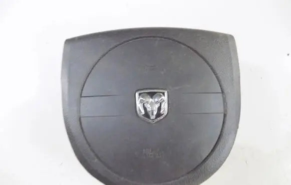 Dodge Magnum Steering wheel airbag