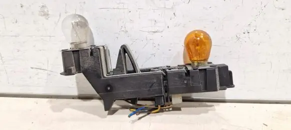 Volvo S70 V70 V70 XC Tail light bulb cover holder 9151646