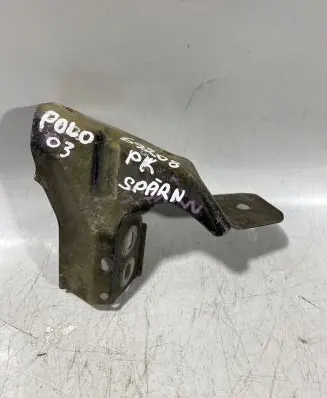 Volkswagen Polo Front splash guards bracket 