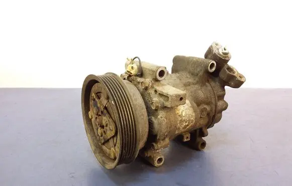Renault Clio II Air conditioning (A/C) compressor (pump) SD6VBHF