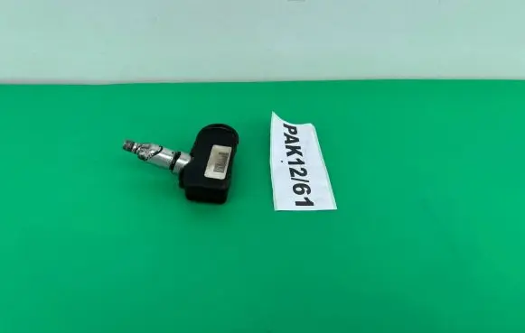 Mercedes-Benz A W176 Tire pressure sensor A0009057200