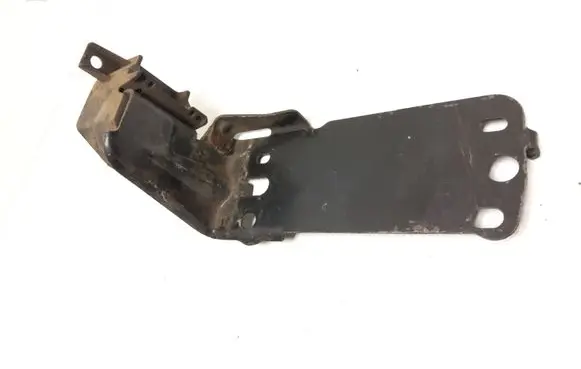 BMW 1 E81 E87 Radiator support slam panel bracket 23781010