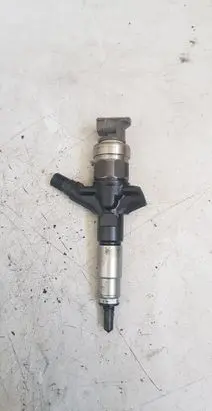 Subaru Legacy Fuel injector 16613AA030 12L02737