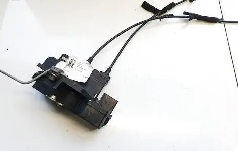 Chevrolet Captiva Front door lock