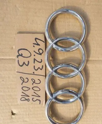 Audi Q3 8U Manufacturer badge logo/emblem 8U0853653M 8U0853653N