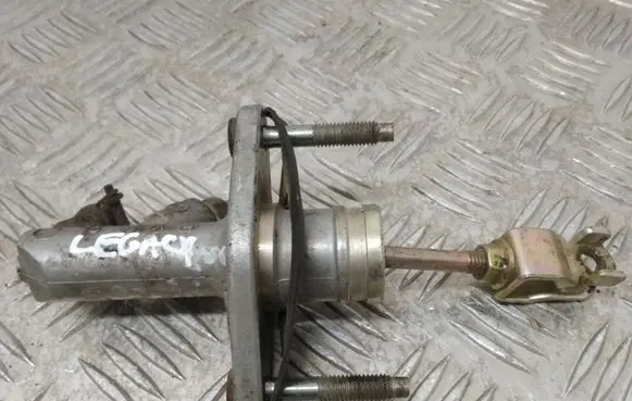 Subaru Legacy Clutch master cylinder 139A4