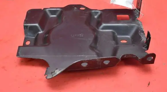 Peugeot 3008 I Battery box tray 