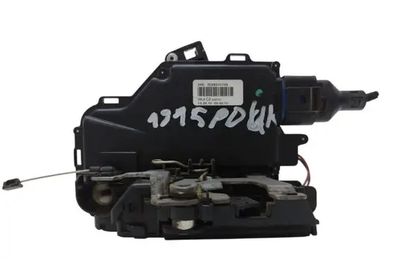 Volkswagen Caddy Front door lock 3D2837016S