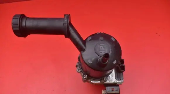 Peugeot 508 RXH Power steering pump A5101675