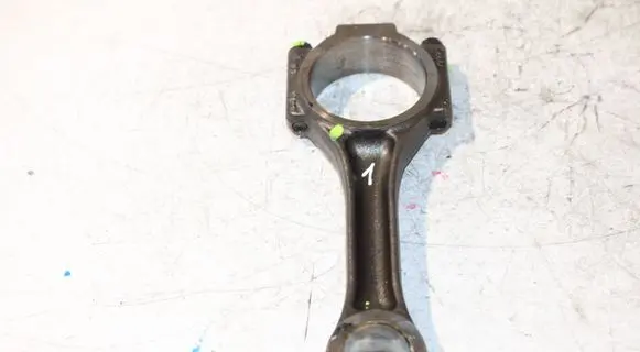 Volkswagen Caddy Connecting rod/conrod 038J