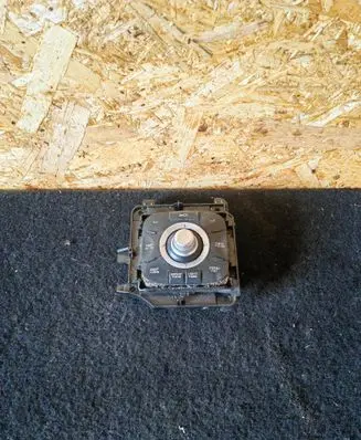 Renault Megane III Head unit multimedia control 253B02542R