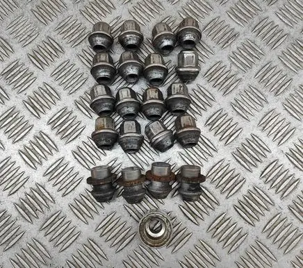 Ford Mustang VI Nuts/bolts ACPA1A043BXB