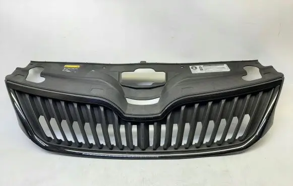 Skoda Rapid (NH) Front bumper upper radiator grill 5JA853668