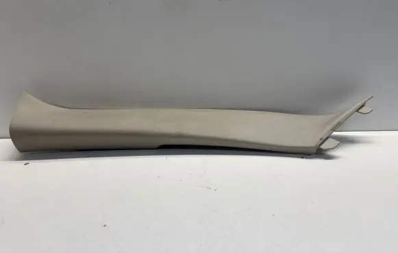 Chrysler Pacifica (A) pillar trim