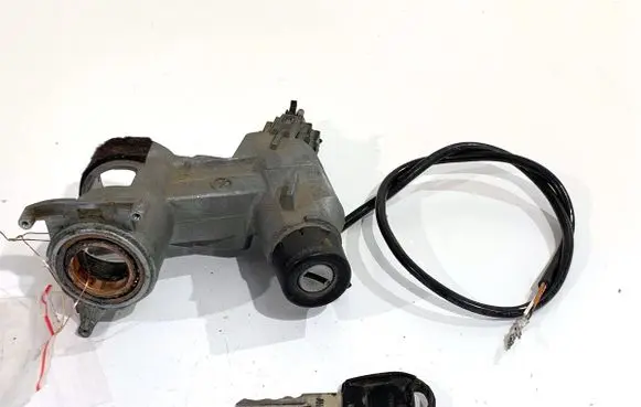 Volkswagen Transporter - Caravelle T4 Ignition lock 701905851