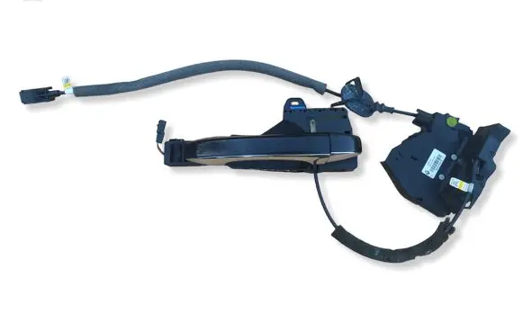 Renault Espace V (RFC) Rear door lock 825002920R