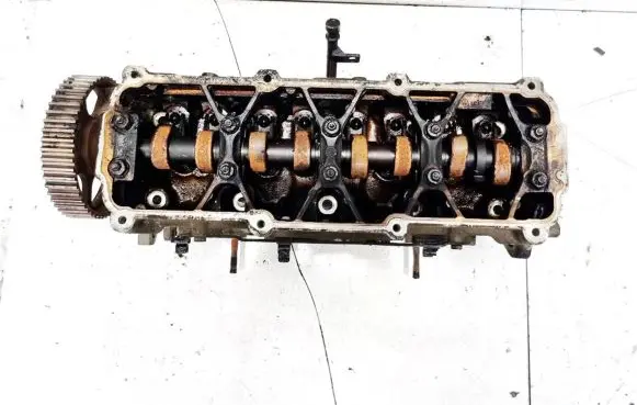 Seat Altea Engine head 06b103373