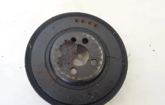 Volkswagen New Beetle Crankshaft pulley 06a105243e