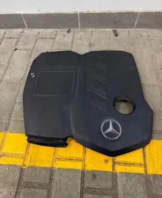 Mercedes-Benz E W213 Engine cover (trim)