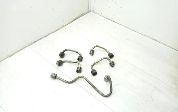 Ford Mondeo MK IV Fuel injector supply line/pipe 