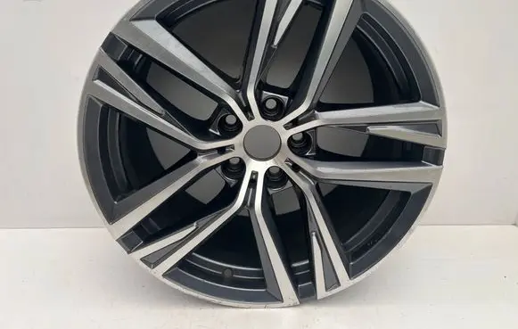 BMW 4 G22 G23 G24 G26 R18 alloy rim 36116896770 6896770