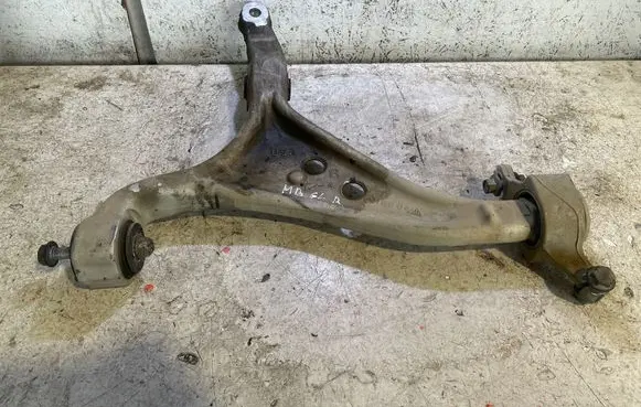 Mercedes-Benz GL X166 Front lower control arm/wishbone 16604