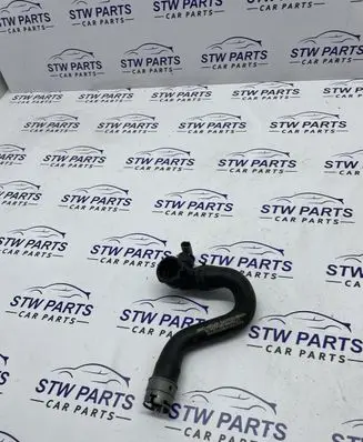 Mercedes-Benz E AMG W213 Engine coolant pipe/hose 2135014982