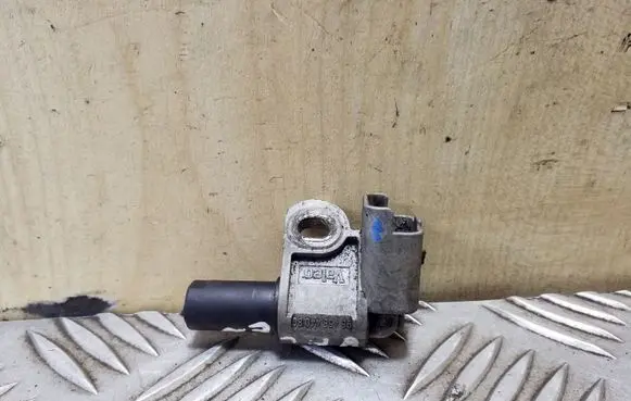 Volvo V50 Camshaft position sensor 9645844080