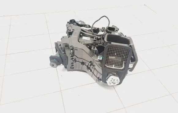 Interior heater climate box assembly