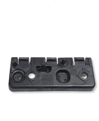 Volvo XC90 Fender mounting bracket 31378134