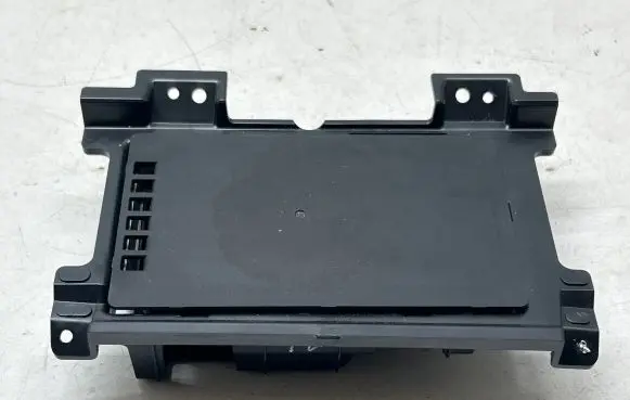 Hyundai Tucson IV NX4 Wireless charging module 95560N7000 10R0515445 WMRHD031
