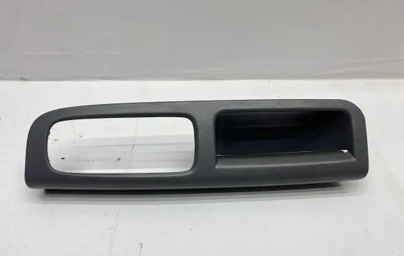 Volvo V50 Front door window switch trim 8679474