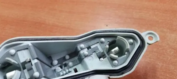 Tail light part