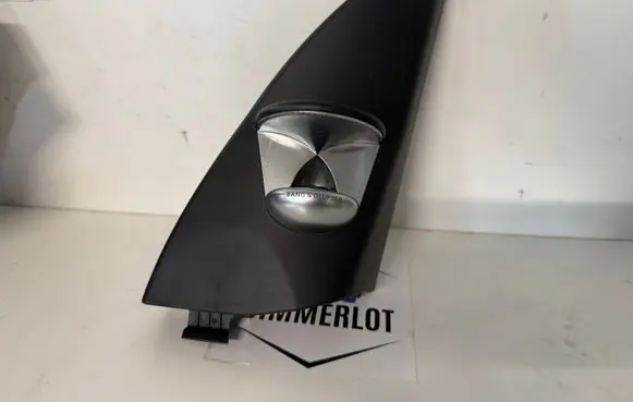Mercedes-Benz GLS X166 Front door high frequency speaker A1667204000 9900020301A