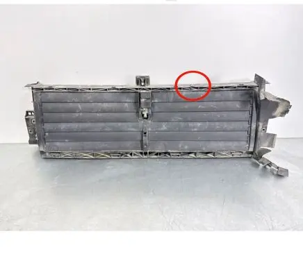 Volkswagen Touareg III Intercooler air guide/duct channel 4M0121219B 95B965501AA